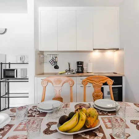 Oceanfront 2 Bedrooms In Tenerife South *