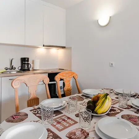 Апартаменты Oceanfront 2 Bedrooms In Tenerife South *